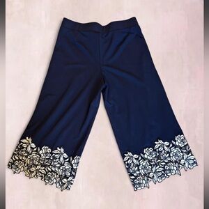Isaac Mizrahi Navy Wide-Leg Pants with White Lace Hem